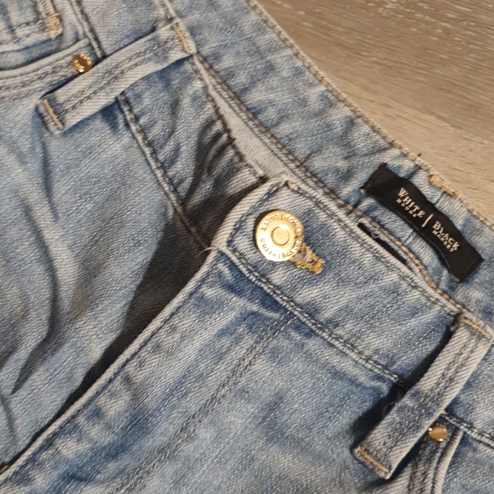 Jeans - Picture 2 of 2